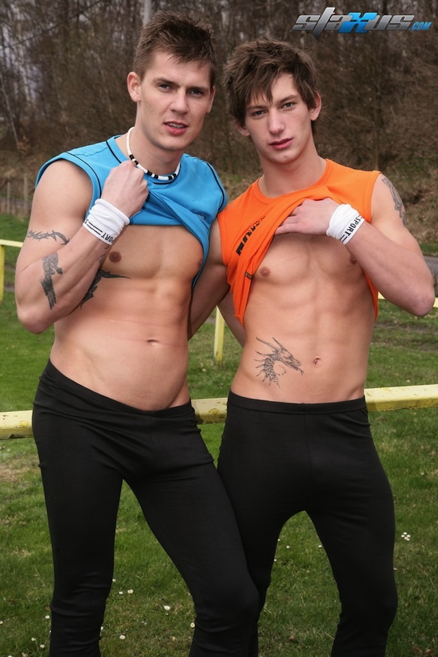 Jack Blue gets the hard raw cock of sporty friend Damien Dickey (1)