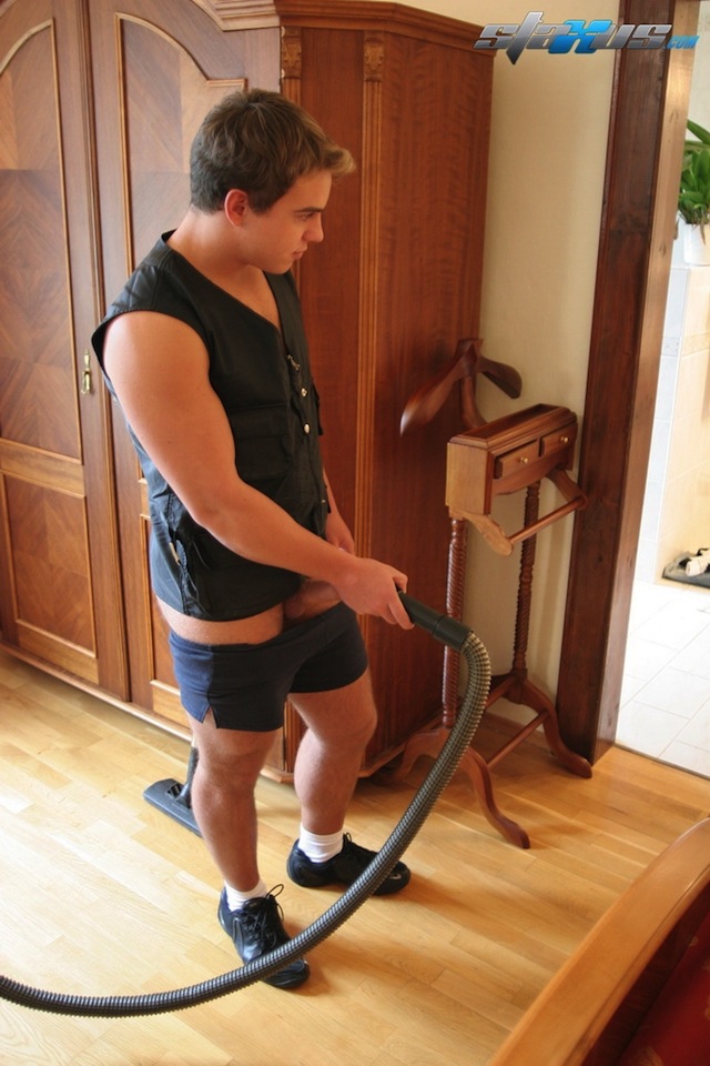 Two hotel workers abandon their chores for a hardcore fuck in the bathroom (1)